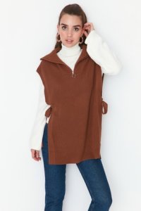TRENDYOL MODEST Kahverengi Beli Bağlamalı Fermuarlı Triko Süveter TCTAW22UV0009