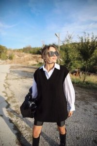 Tüy boutique Siyah V Yaka Süveter